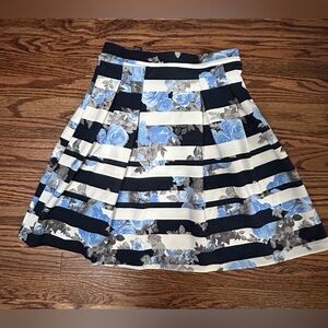 🟢I.N.C. Floral skirt🟢